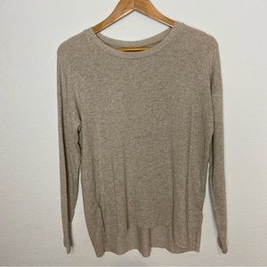 American Eagle Long Sleeve Knit Tee Small Cream Soft and Sexy Plush